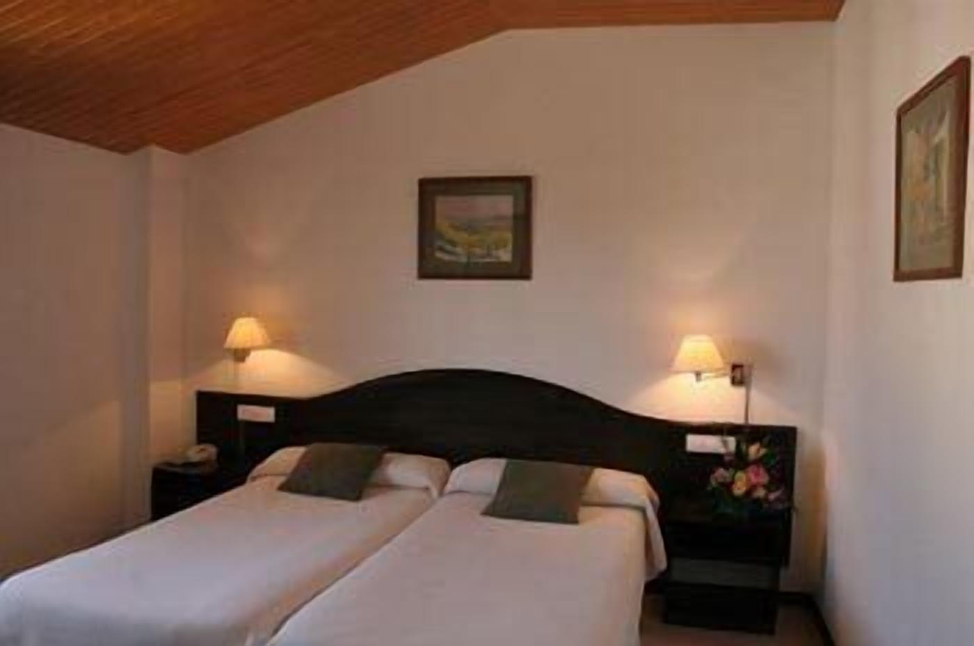Villa De Biar Luaran gambar