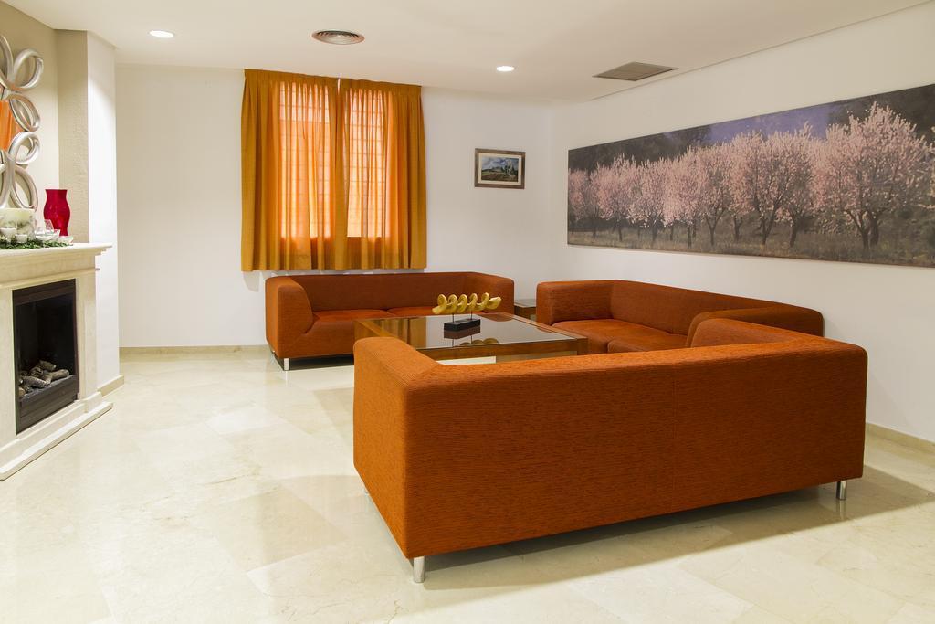Villa De Biar Luaran gambar
